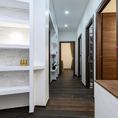 Lb Apartment